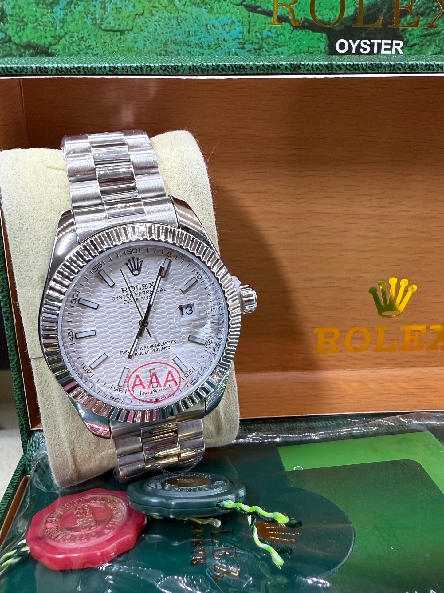 Date just 41mm white motif dial