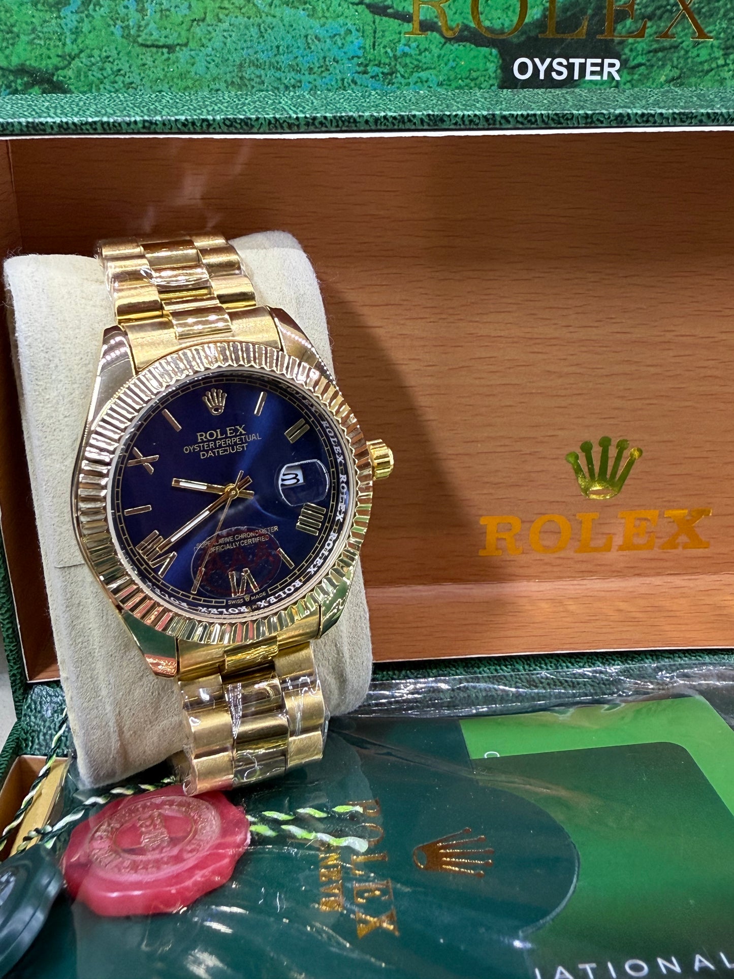 Date just 41mm gold blue dark arabic dial