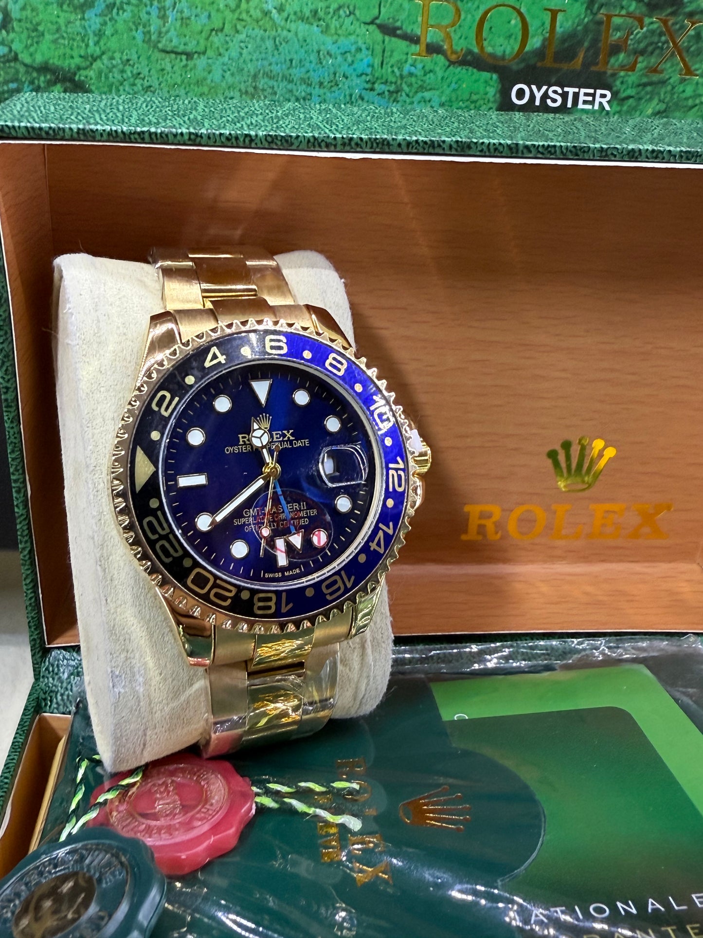GMT master II 40mm gold blue black
