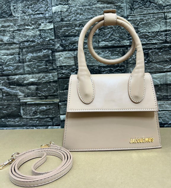 JACQUEMUS no3 beige