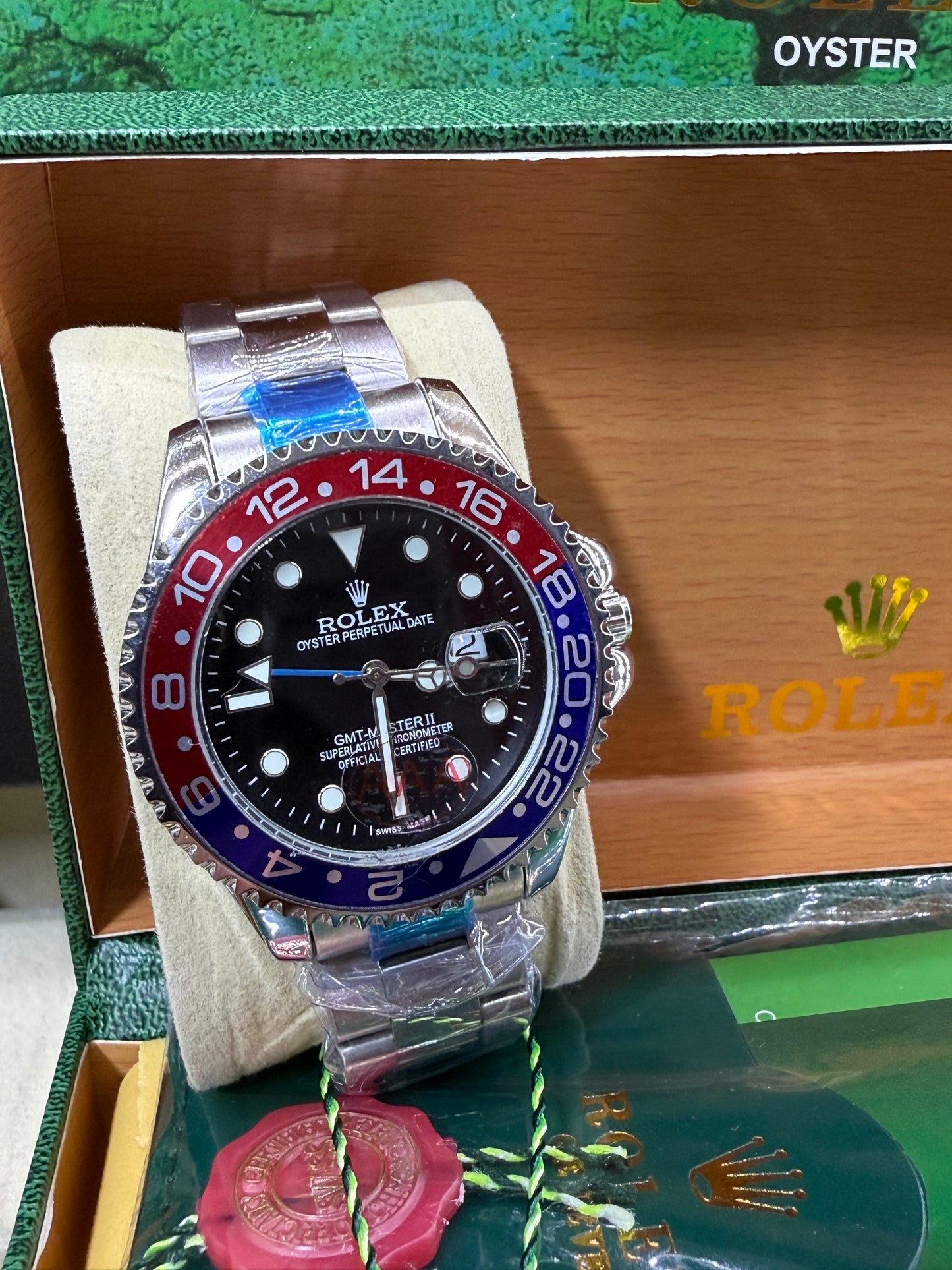 Gmt master II black dial (pepsi)