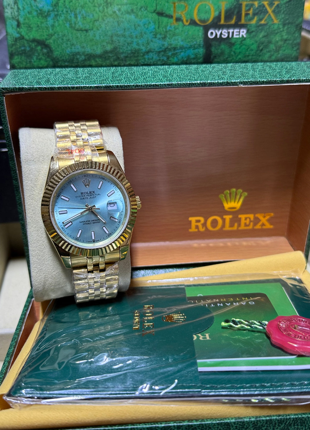 Date just 41mm gold sky dial